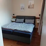 Haus Koehler 1 شقة *