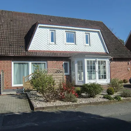 Haus Koehler 1 Apartment Busum